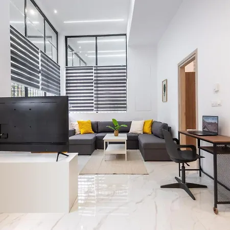 Liv - Modern Spacious In Gazi * Athens