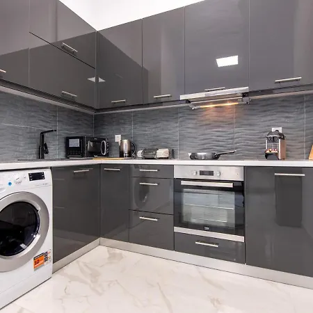 Liv - Modern Spacious In Gazi